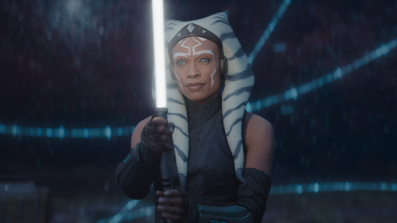 Ahsoka wielding lightsaber 