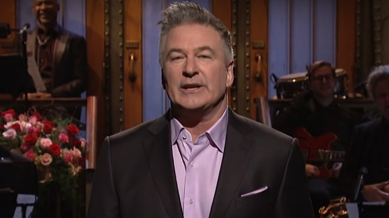 Baldwin hosting "SNL" in 2017