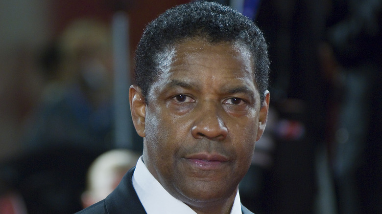 Denzel Washington in tuxedo