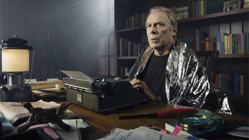 Chuck at his typewriter, covered in foil, on Better Call Saul