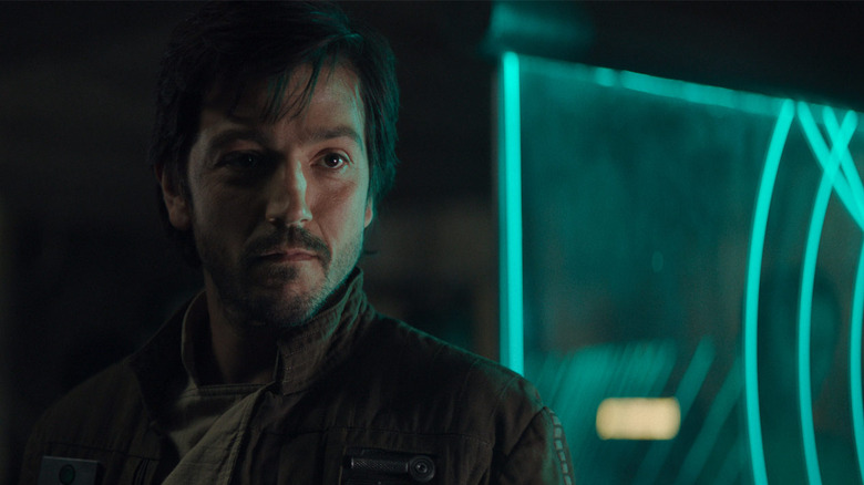 Cassian at Jyn's briefing 