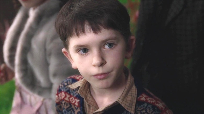 freddie highmore in sweater