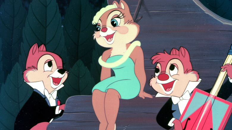 Clarice singing with Chip and Dale