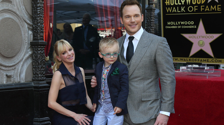 Anna Faris, Chriss Pratt, and son Jack on walk of fame