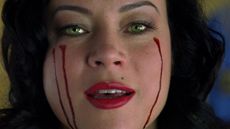 Blood-streaked Jennifer Tilly