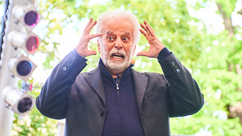 Alejandro Jodorowsky speaking outdoors