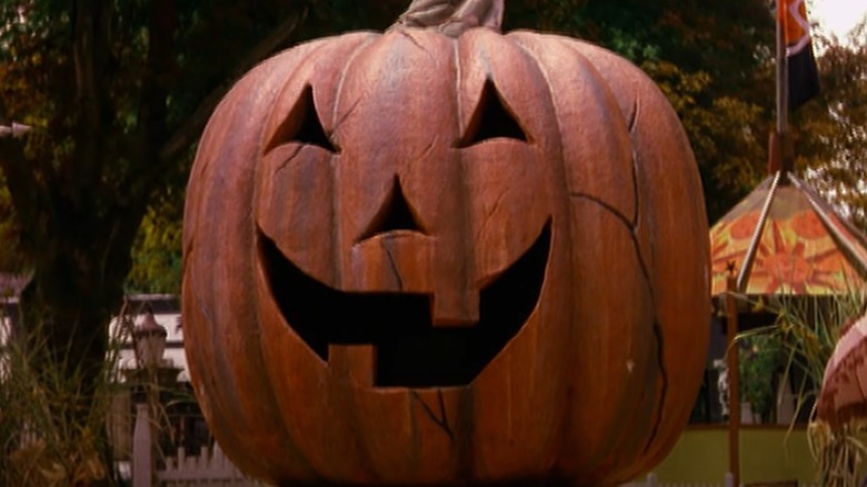 Jack-o'-lantern welcomes you to Halloweentown