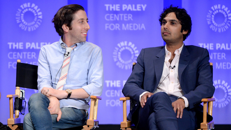 Kunal Nayyar and Simon Helberg talking