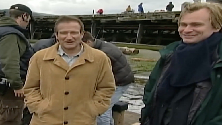 Christopher Nolan and Robin Williams on set