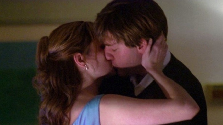 Jim and Pam kiss