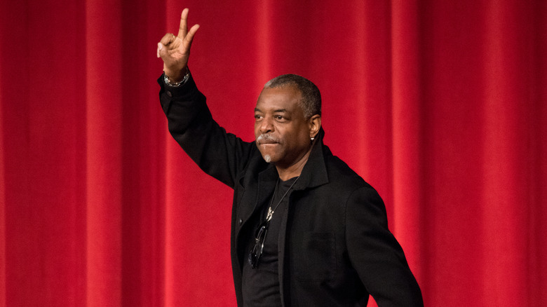 LeVar Burton with fingers pointing up