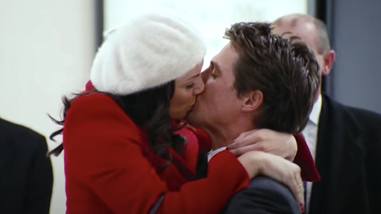 Martine McCutcheon as Natalie and Hugh Grant as the Prime Minister in Love Actually