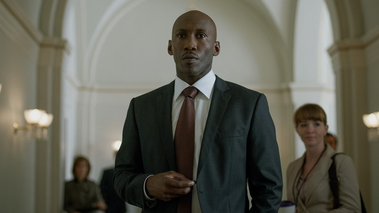 Mahershala Ali Standing in Suit