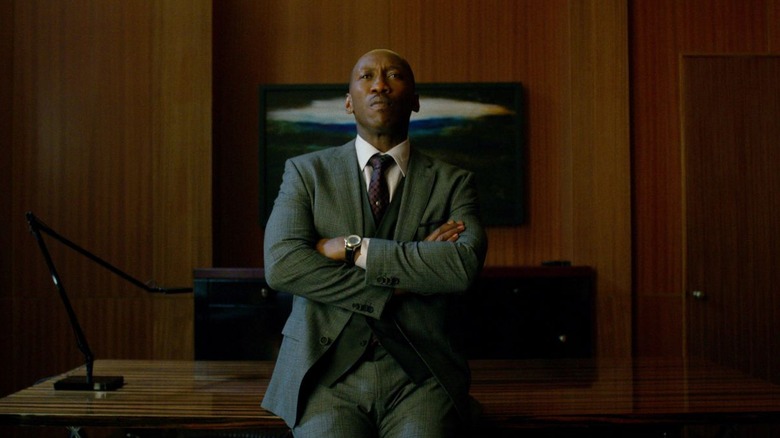 Mahershala Ali Leaning Against Desk