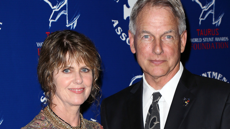 Pam Dawber and Mark Harmon on red carpet