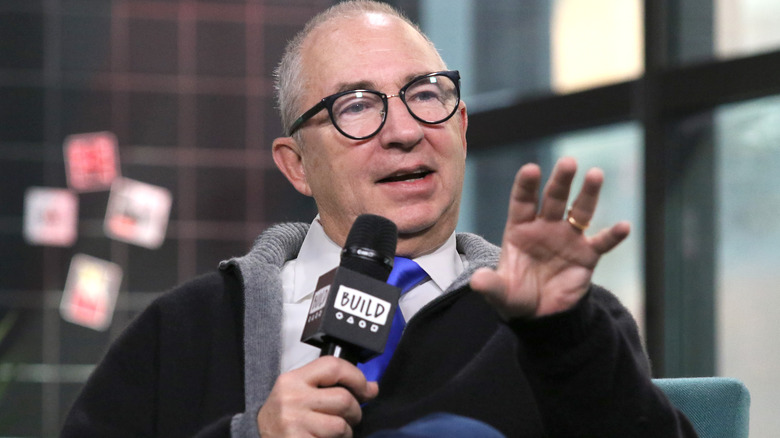 Barry Sonnenfeld talking with a microphone