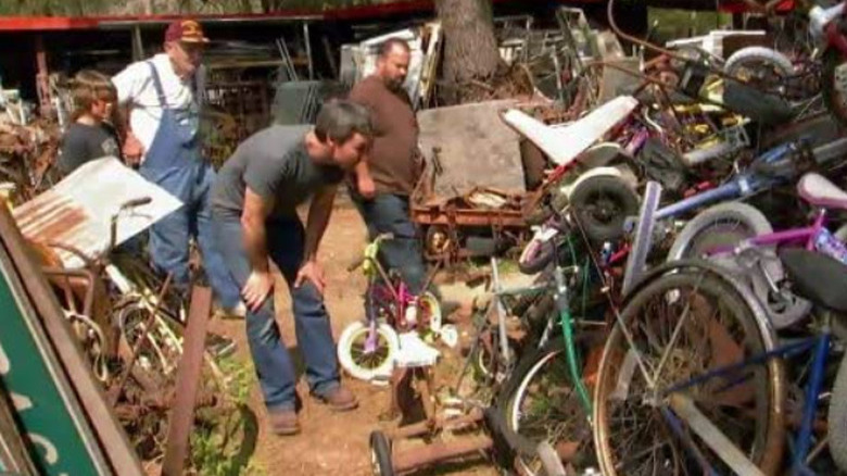 Mike and Frank checking out some old bikes on American Pickers