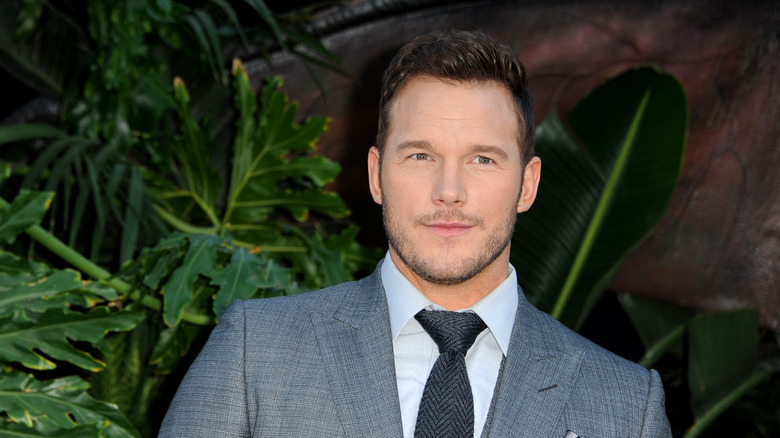 Chris Pratt posing for photo