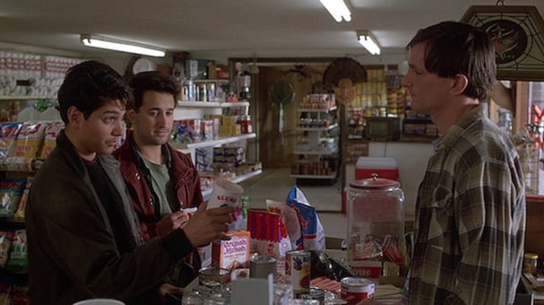 Bill and Stan pay the clerk at the Sac-O-Suds in My Cousin Vinny