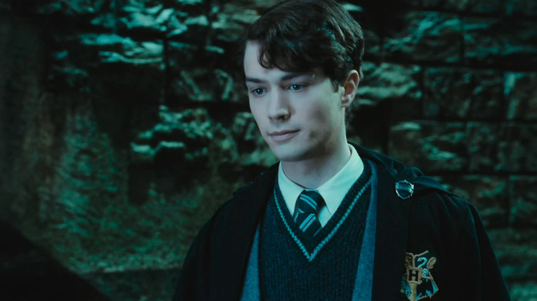 Tom Riddle talking to Harry