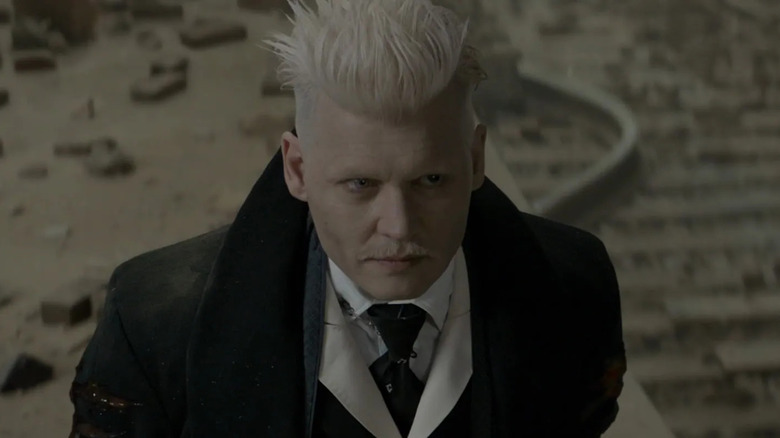 Grindelwald smirking