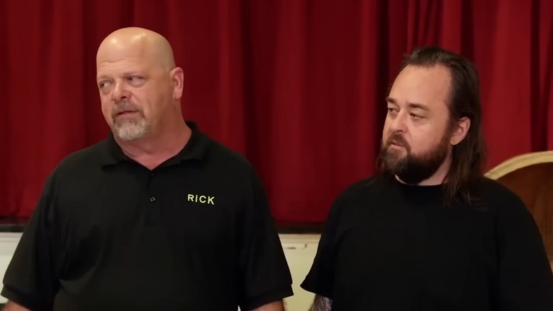 Rick and Chumlee negotiating