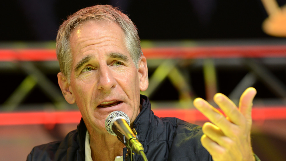 Scott Bakula