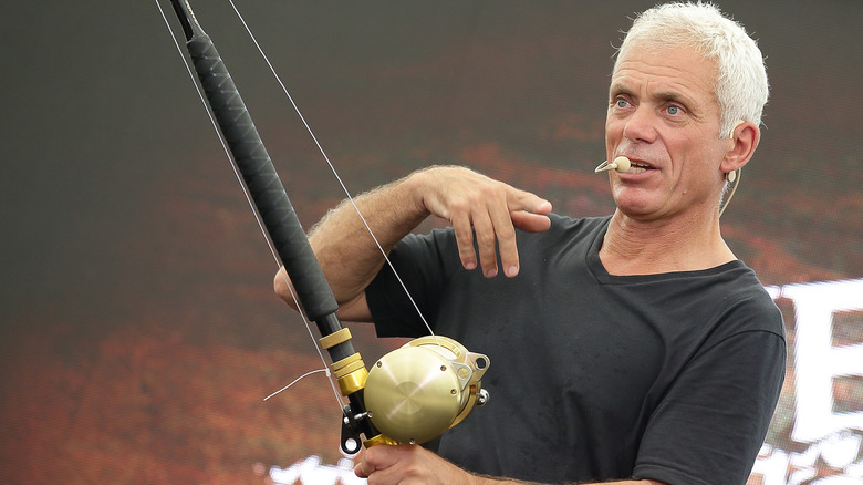 Jeremy Wade holding fishing rod