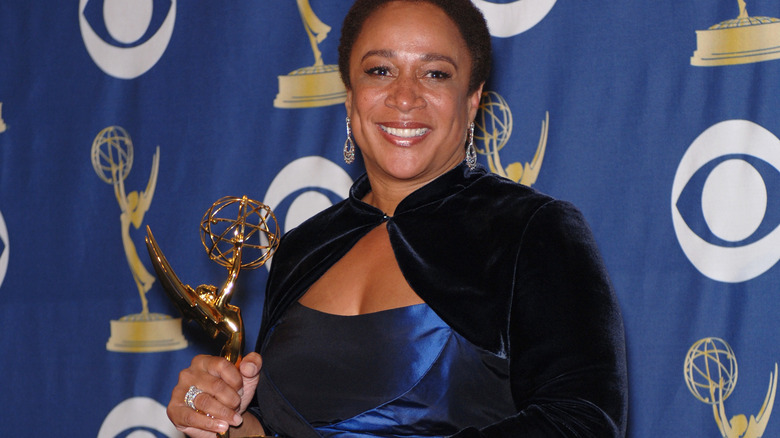 S. Epatha Merkerson holding Emmy