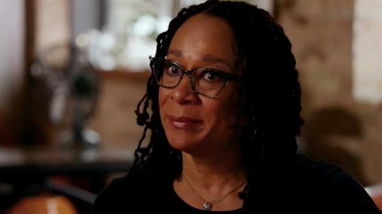 S. Epatha Merkerson talking on Finding Your Roots