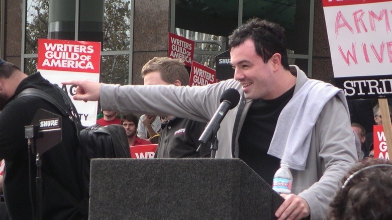 Seth MacFarlane speaking at a Writers Strike rally in 2007