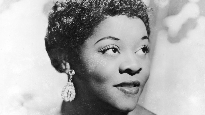 Dinah Washington smiling