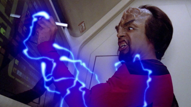 Worf electrocuted blue lightning