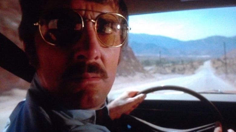 Dennis Weaver driving car in Duel