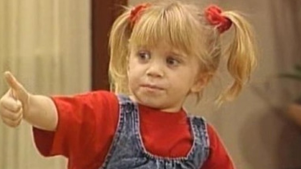 Michelle Tanner thumbs up