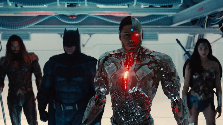 Cyborg alongside the Justice League