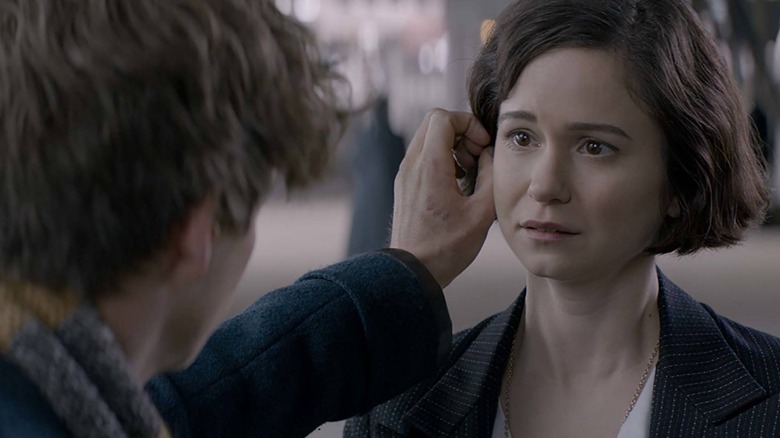 Eddie Redmayne and Katherine Waterston