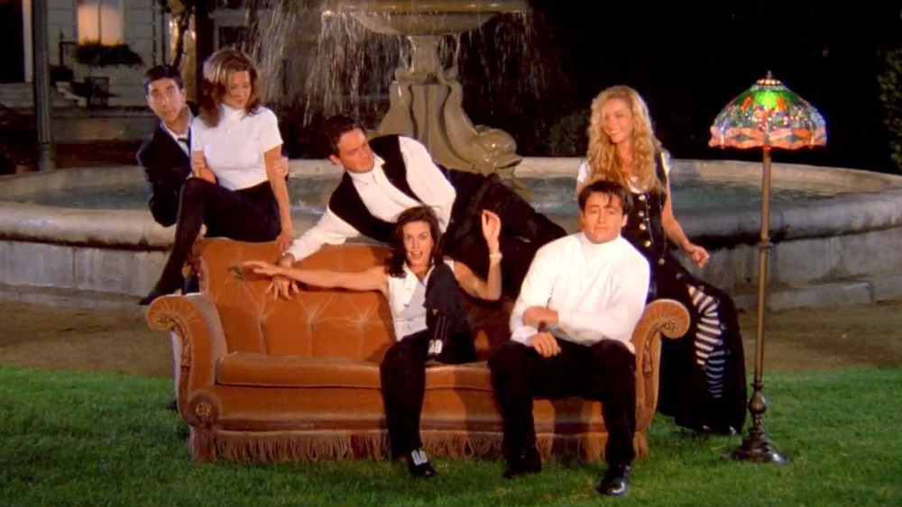 Friends opening credit sequence