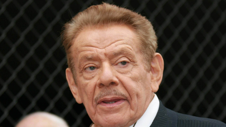 Jerry Stiller looking to the side