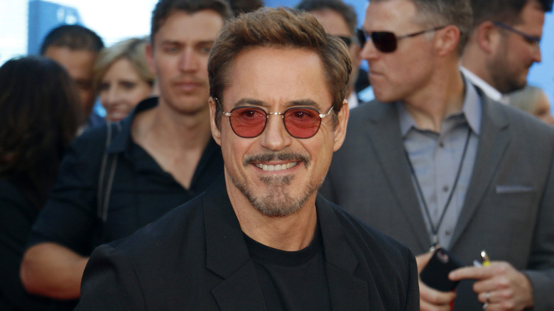 Robert Downey Jr smiling at premiere