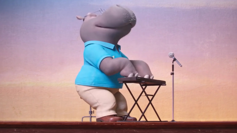 Hippo performing