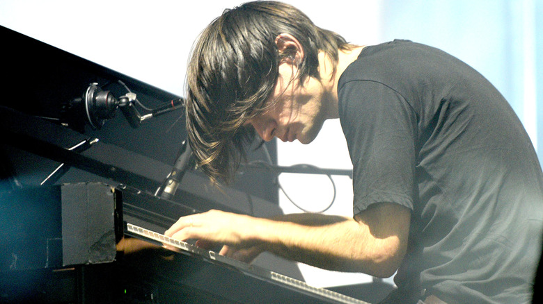 Jonny Greenwood playing piano