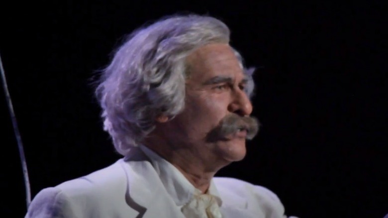 Kilmer onstage as Mark Twain