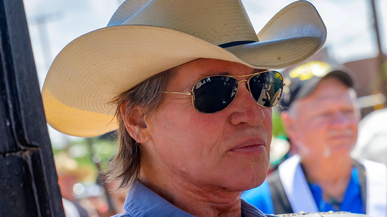 Val Kilmer in cowboy hat