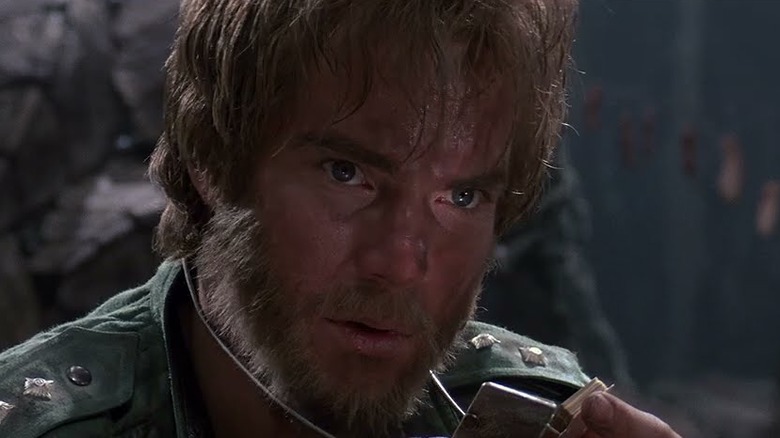 Dennis Quaid with beard