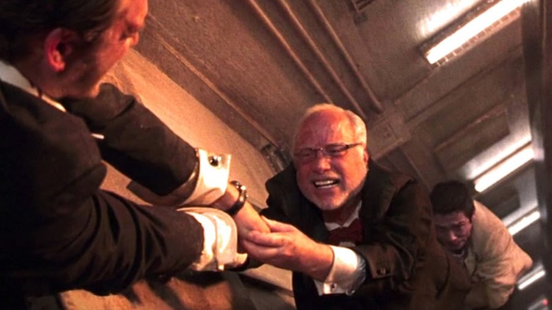 Richard Dreyfuss hanging in an elevator shaft