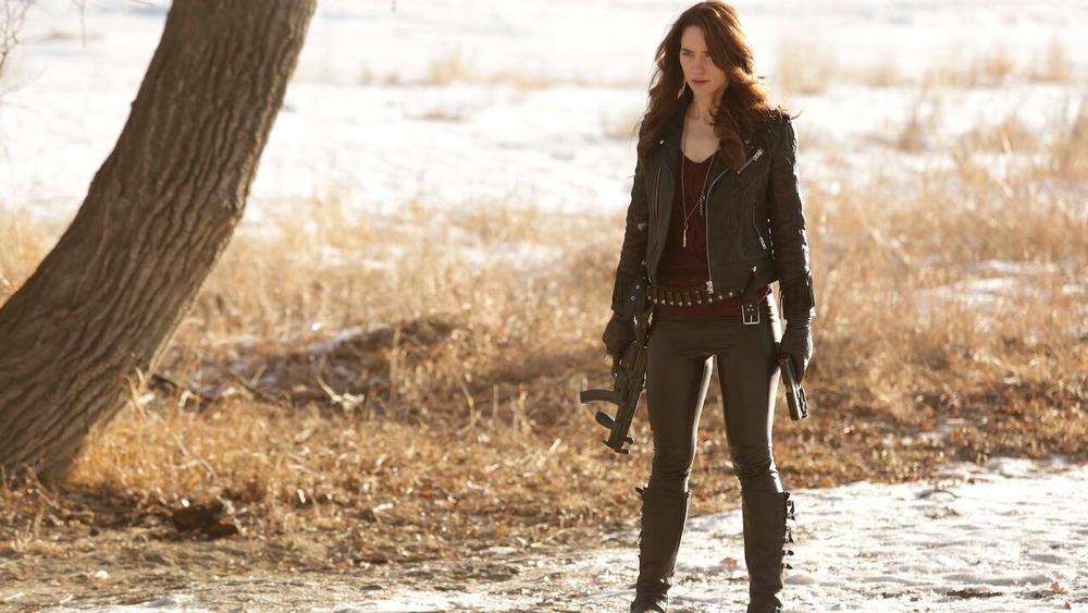 Wynonna Earp with guns