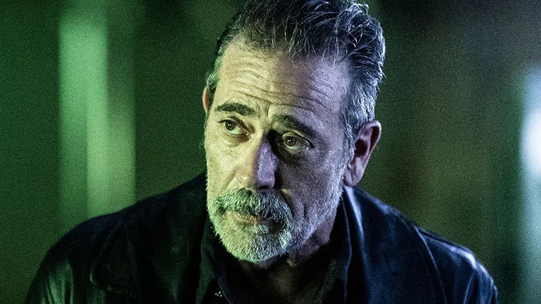 Negan Walking Dead looking up