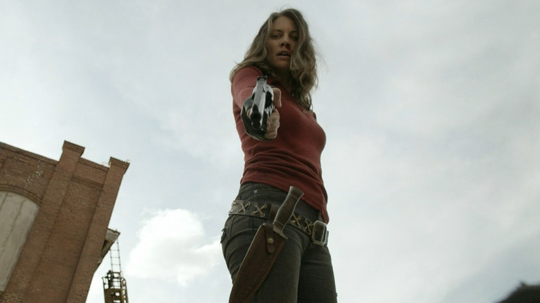 Maggie Rhee Lauren Cohan bloody nose revolver