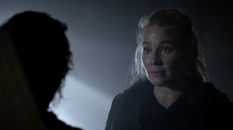 Leah interrogating Daryl